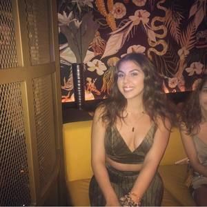 Meet your Posher, Nadia